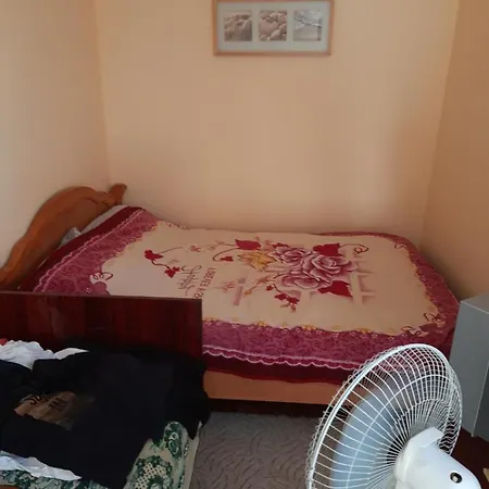 Комната В Доме אתר קמפינג